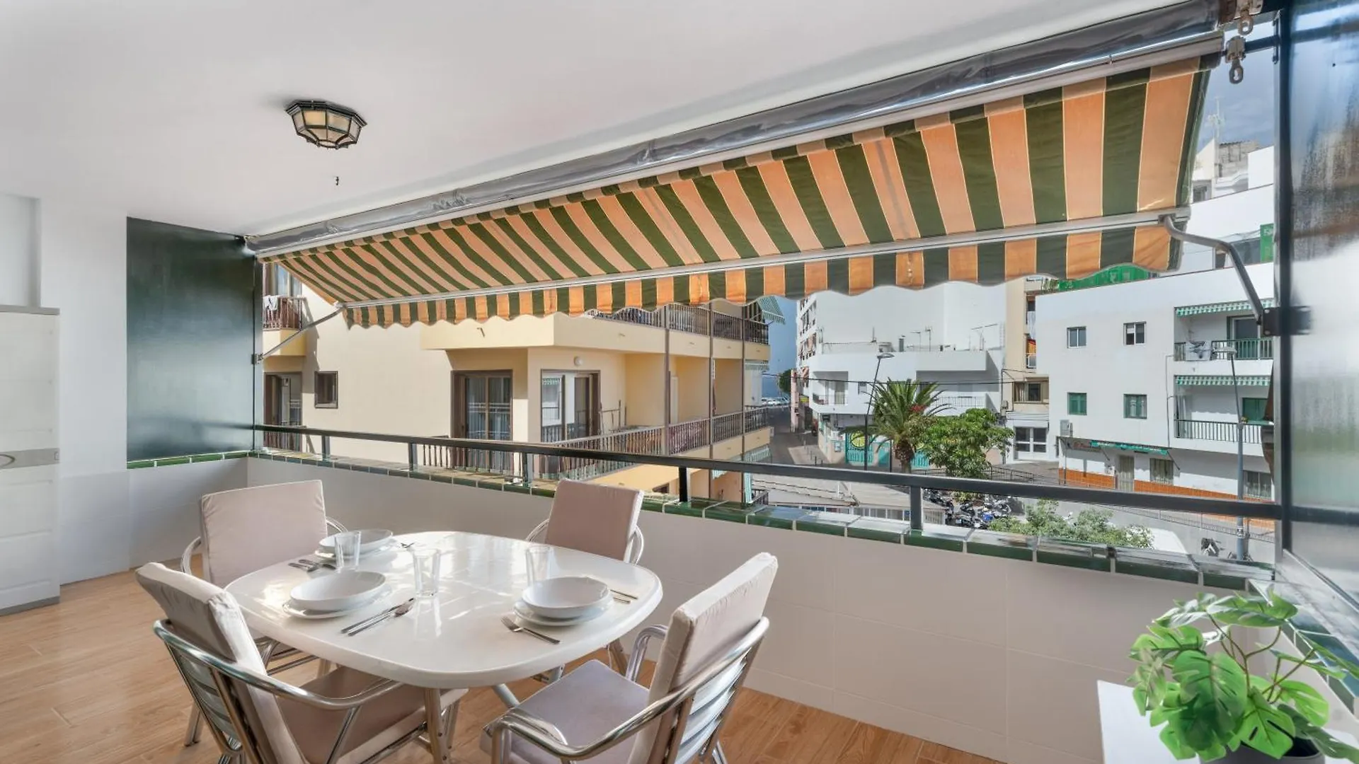 Apto Tomasol Playa location